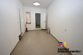 Lokal użytkowy na parterze !